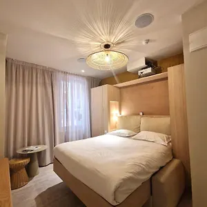Отель Life Vp - Vieux Port, Марсель
